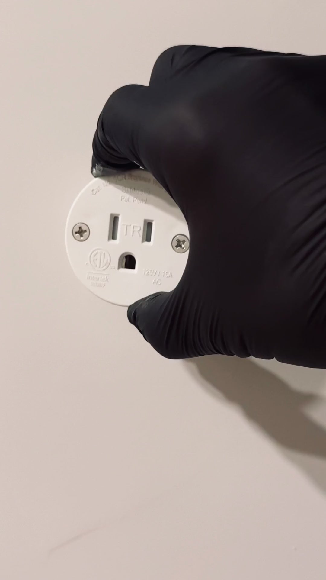 Trimless Concealed Outlet Enclosure with Sliding Lid
